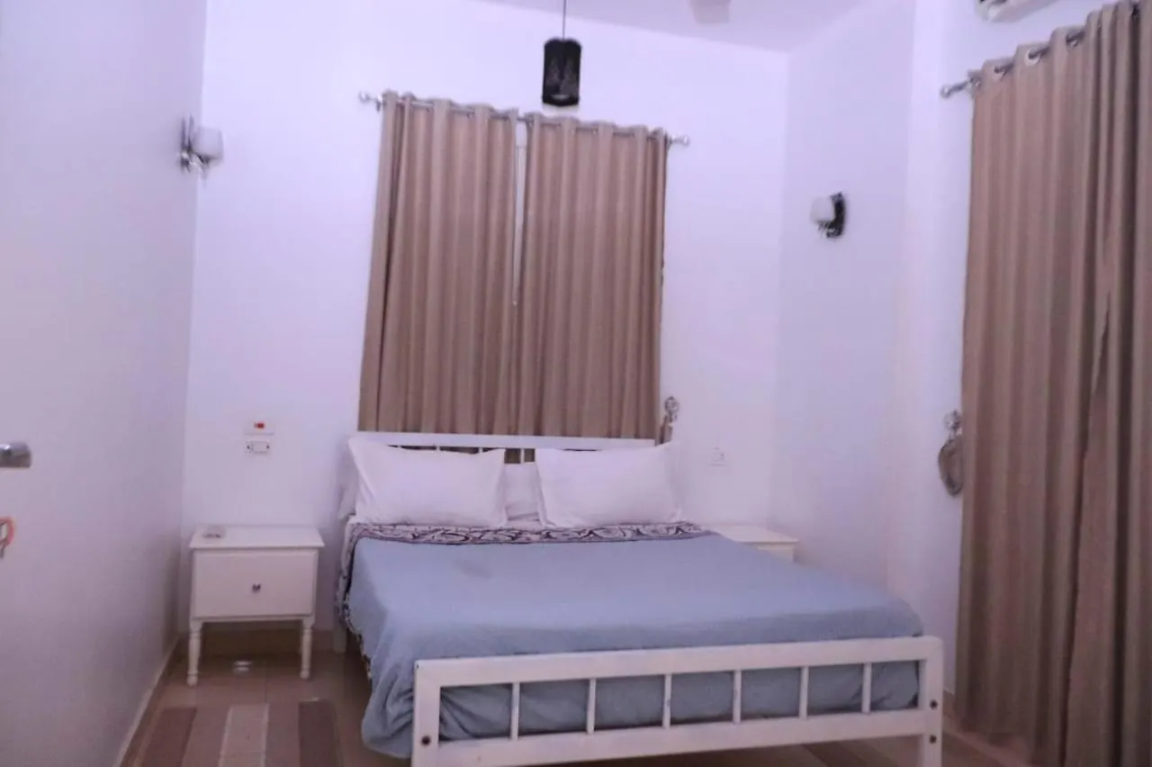 Luxor Palm Villa